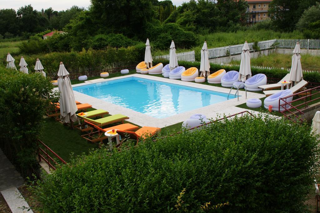 Maria Louiza Hotel Pefki  Exterior foto